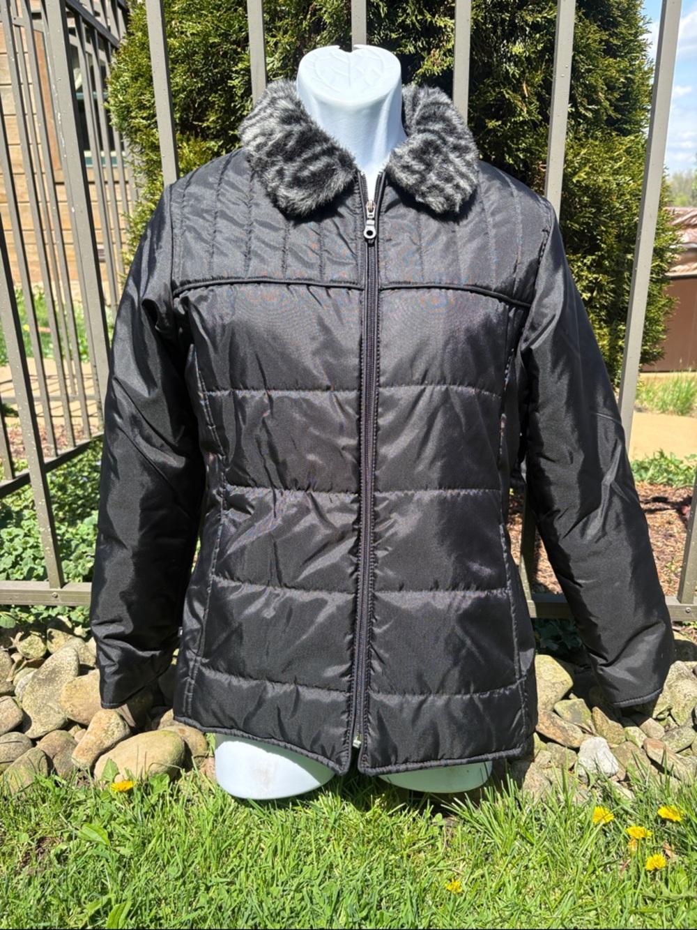 lei Black Puffer Jacket with Animal Print Faux Fur Collar Size Large